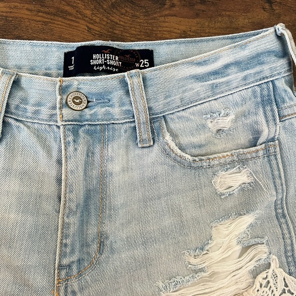 Hollister High waist Short - Picture 3 of 3